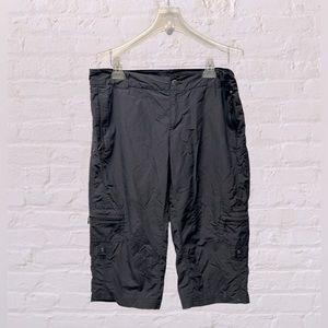 Columbia black Bermuda cargo capri shorts sz 12